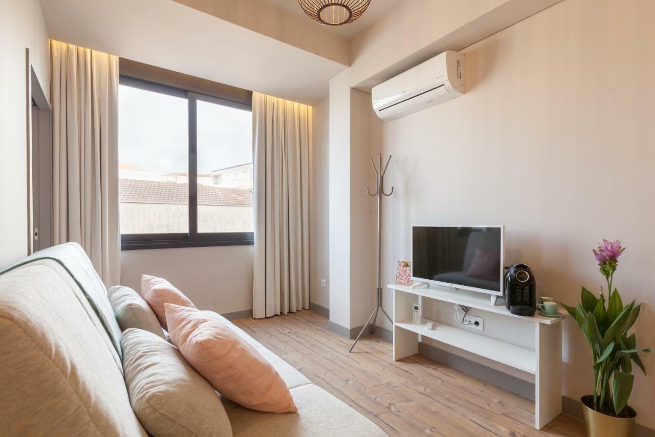 Sendme2Portugal: Santa Catarina Apartamento Porto Exterior foto