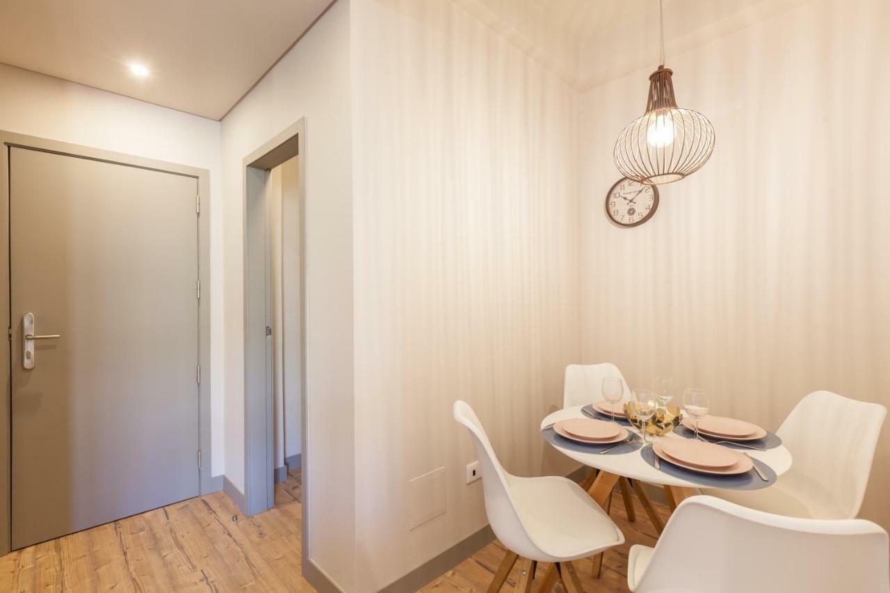 Sendme2Portugal: Santa Catarina Apartamento Porto Exterior foto